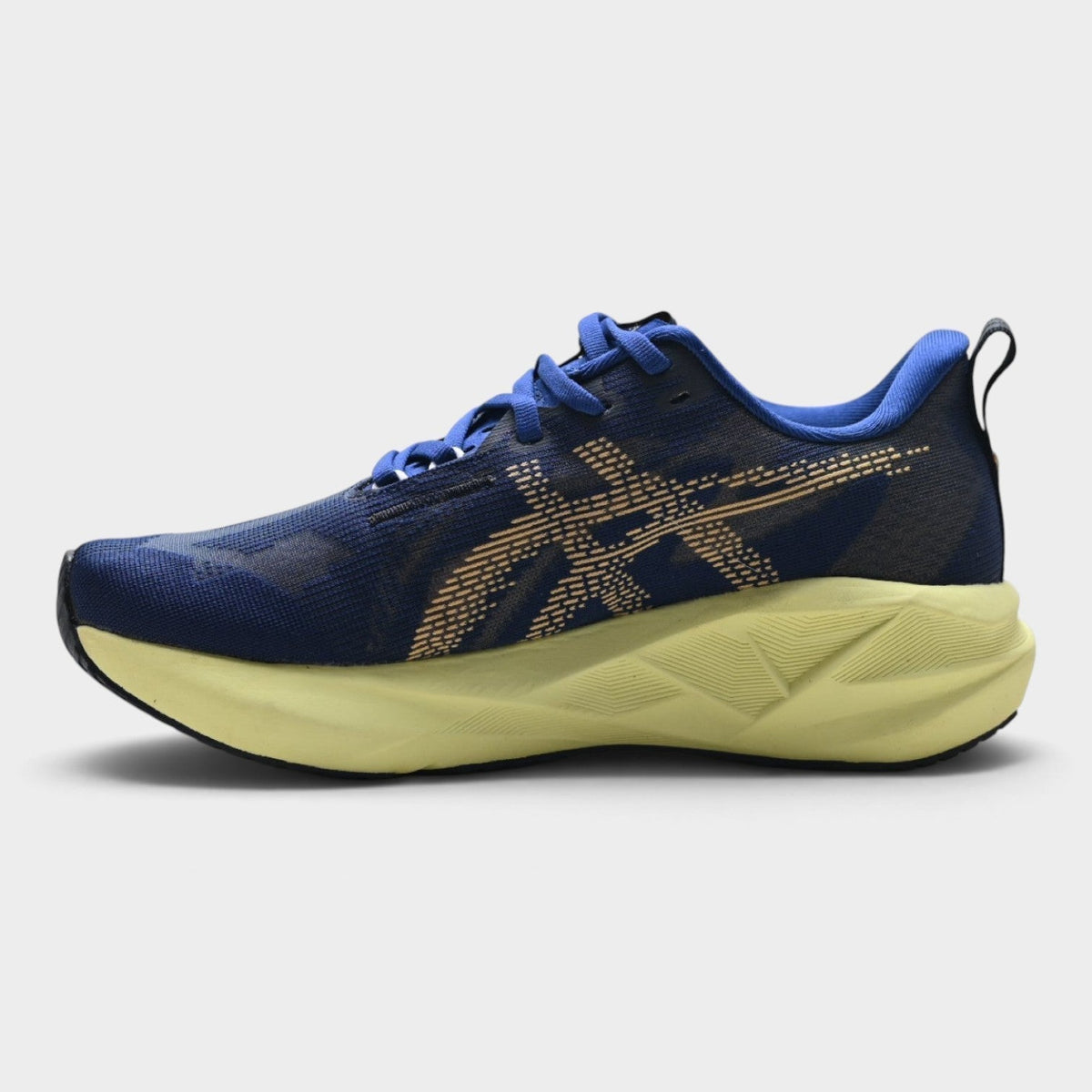 ASICS Novablast 5 Women’s Lightweight Cushioned Road Running Shoes